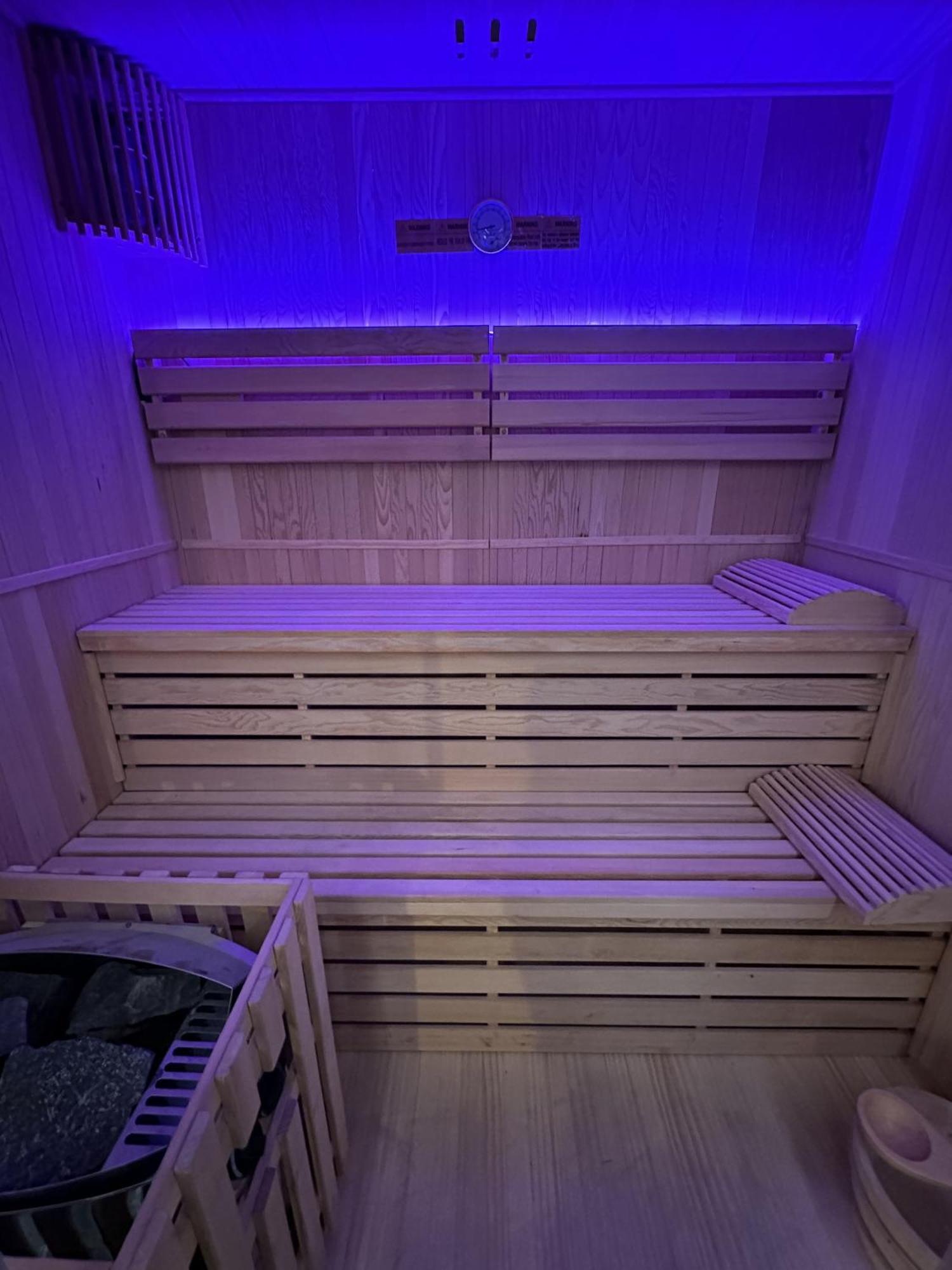 Le Bijou - Appartement, Sauna Et Jacuzzi - Lille Luaran gambar